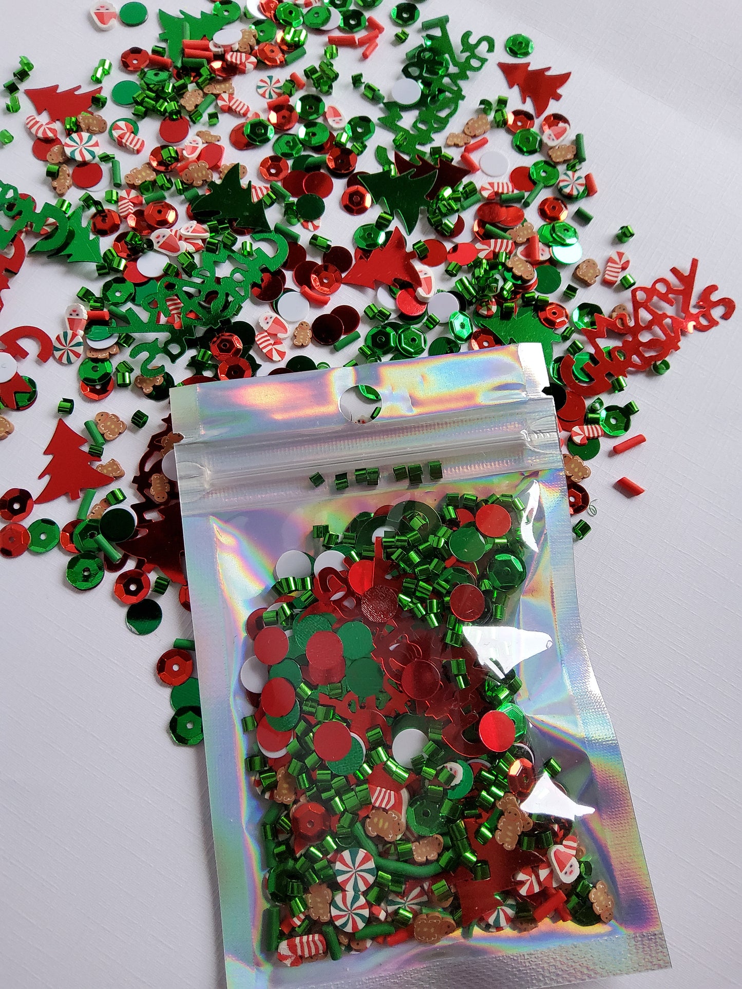 Razzle Dazzle Confetti | Gingerbread Candy Cane Christmas Mix | Red & Green