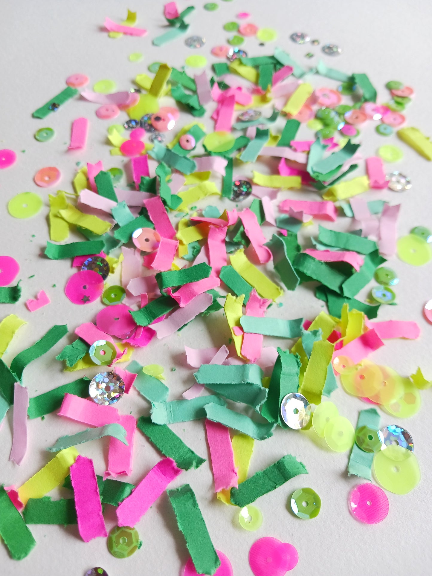 KR Signature Confetti