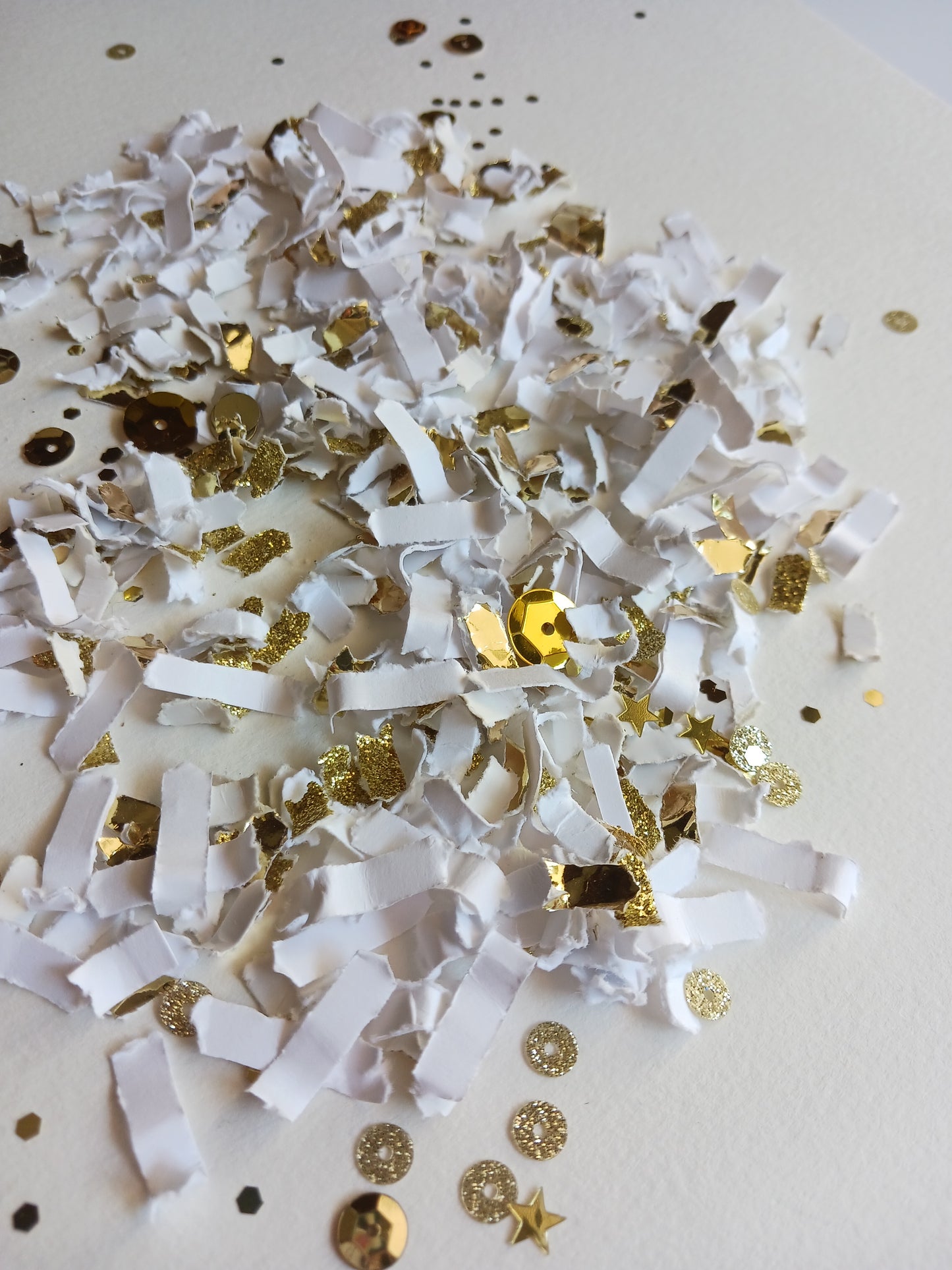 Gilded Dreams Confetti